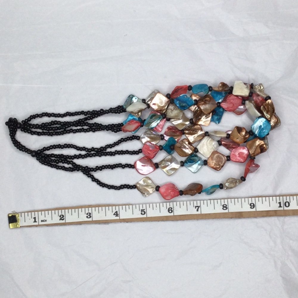 Gorgeous Multistrand/ Multicolor Shell Necklace - image 8